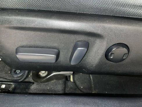 Used 2015 Toyota Camry LE FWD image 12