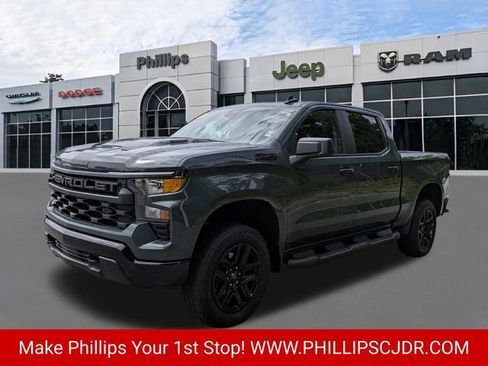 Used 2026 Chevrolet Silverado 1500 Custom Trail Boss w/ Turbomax Blackout Package AWD/4WD image 7