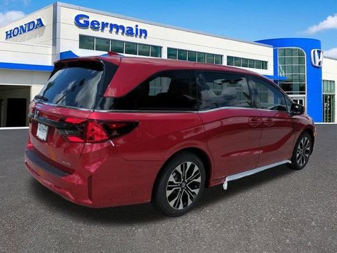 New 2026 Honda Odyssey Elite image 3