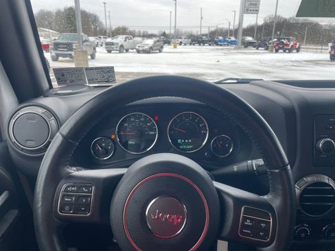 Used 2016 Jeep Wrangler Sport image 21