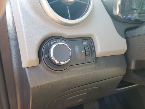 Used 2016 Chevrolet Trax LT w/ LT Sun and Sound Package AWD/4WD image 19