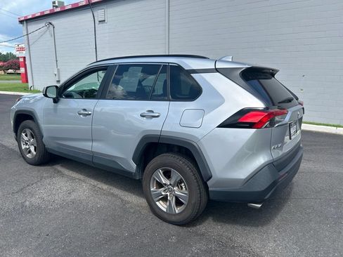 Used 2024 Toyota RAV4 XLE FWD image 7