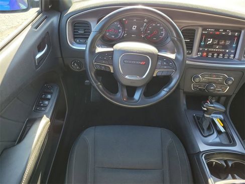 Used 2018 Dodge Charger SXT Plus w/ Blacktop Package image 10