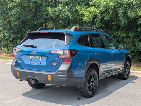 Used 2025 Subaru Outback Wilderness AWD/4WD image 3