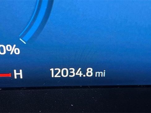 Used 2023 Ford Escape SE w/ PHEV Premium Package image 32