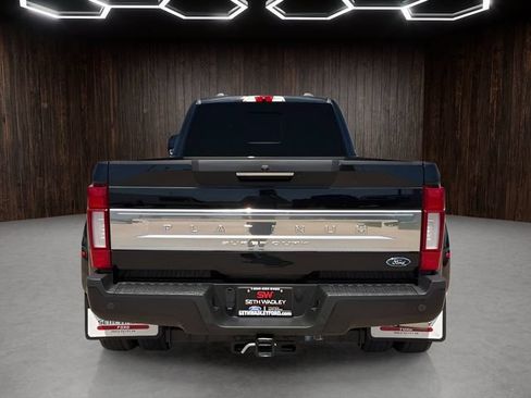 Certified 2022 Ford F450 Platinum w/ FX4 Off-Road Package AWD/4WD image 6