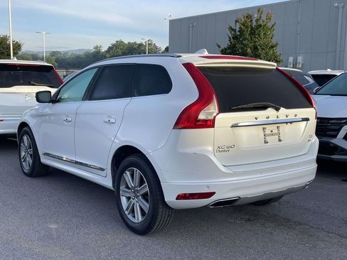 Used 2017 Volvo XC60 T5 Inscription w/ Preferred Option Package AWD/4WD image 3