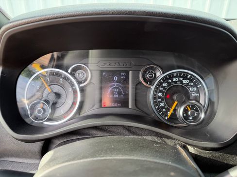 Used 2022 RAM 3500 Tradesman RWD image 14