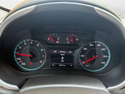 Used 2021 Chevrolet Malibu LS FWD image 11
