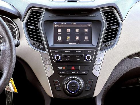 Used 2017 Hyundai Santa Fe Sport image 30