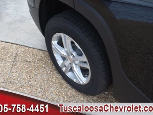 Used 2024 GMC Terrain SLE AWD/4WD image 13
