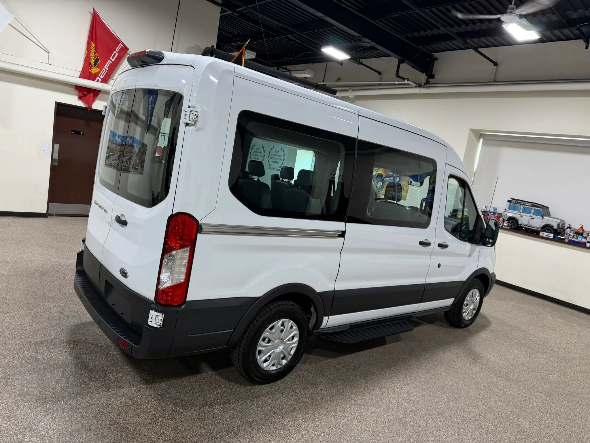 Used 2018 Ford Transit 150 XL RWD image 15