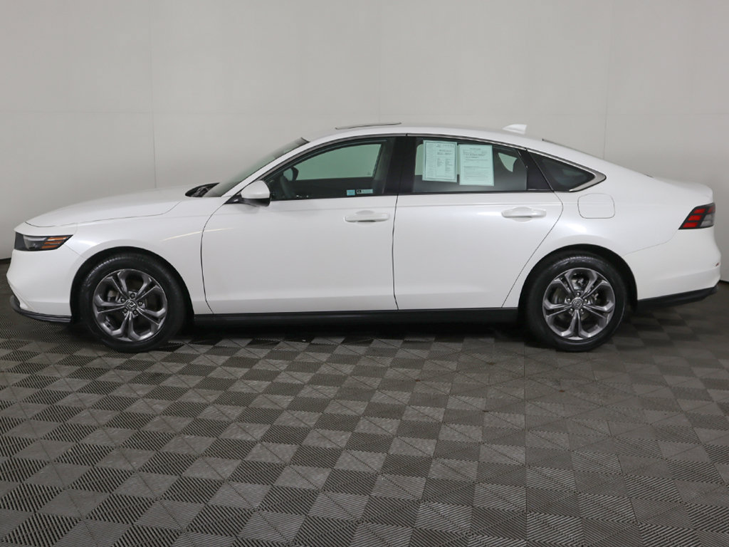 Certified 2024 Honda Accord EX image 17