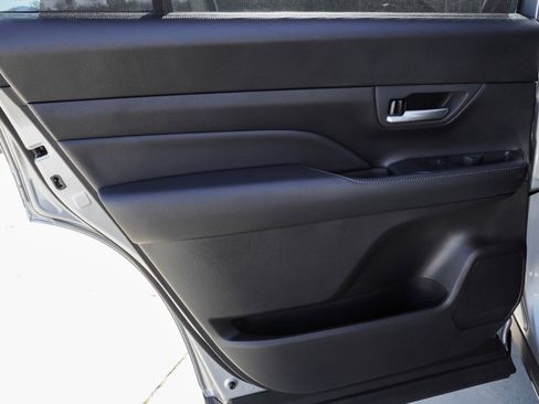 Certified 2024 Toyota Grand Highlander XLE image 22