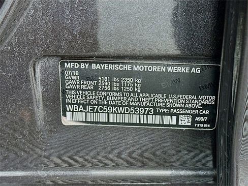 Used 2019 BMW 540i xDrive w/ Premium Package image 32