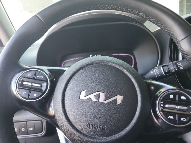 Used 2023 Kia Soul EX FWD image 23