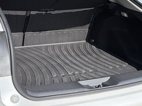 Used 2024 Toyota Prius Limited image 27