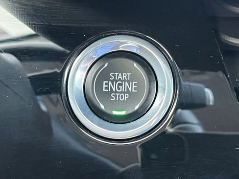 Used 2024 Buick Envision Preferred AWD/4WD image 17