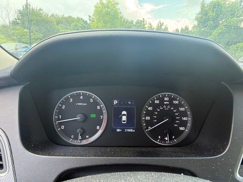 Used 2016 Hyundai Sonata Sport FWD image 9