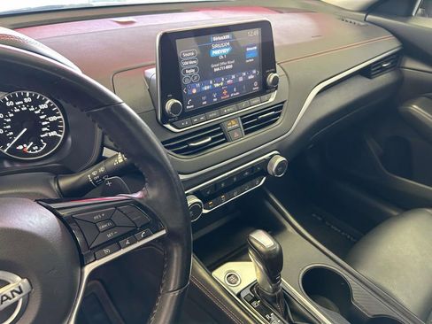 Used 2020 Nissan Altima 2.5 SR w/ Premium Package FWD image 21