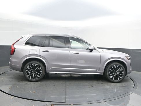 New 2026 Volvo XC90 B6 Plus w/ Protection Package Premier AWD/4WD image 8