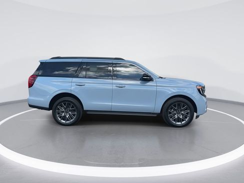 New 2026 Ford Expedition Platinum AWD/4WD image 9