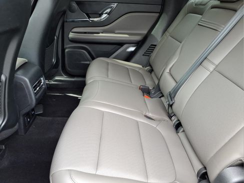Certified 2023 Lincoln Corsair AWD w/ Equipment Group 101A image 17