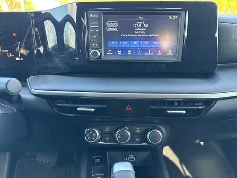 Certified 2025 Nissan Kicks S AWD/4WD image 19