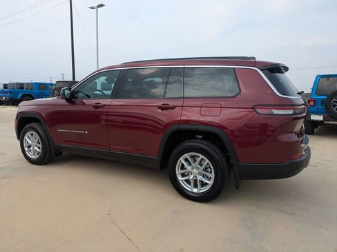 New 2025 Jeep Grand Cherokee L Laredo RWD image 6