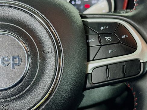 Used 2018 Jeep Compass Trailhawk w/ Safe & Security Group image 14