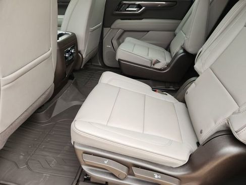 New 2026 GMC Yukon XL Elevation w/ LPO, Floor Liner Package RWD image 20