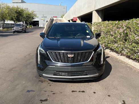 Used 2019 Cadillac XT4 Premium Luxury image 4