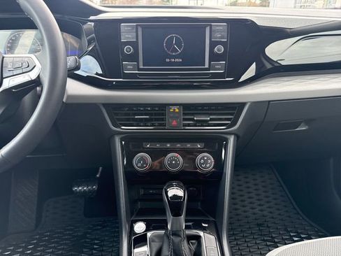 Used 2024 Volkswagen Taos S image 29