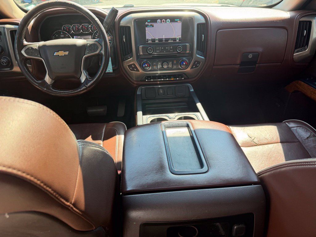 Used 2014 Chevrolet Silverado 1500 High Country w/ High Country Premium Package AWD/4WD image 12