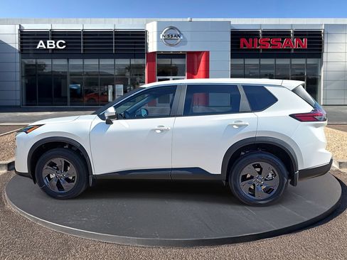 New 2026 Nissan Rogue SV w/ Cold Weather Package AWD/4WD image 8