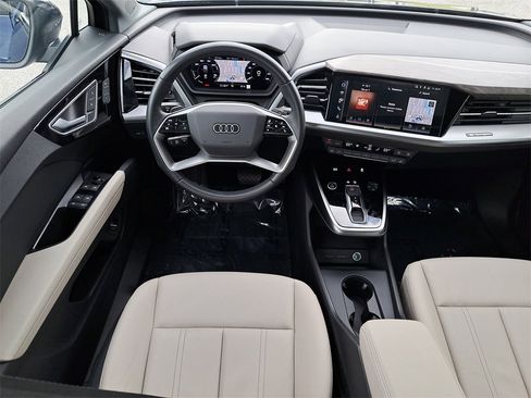 Certified 2024 Audi Q4 e-tron Premium Plus image 22