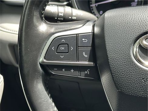 Used 2020 Toyota Highlander Limited AWD/4WD image 22