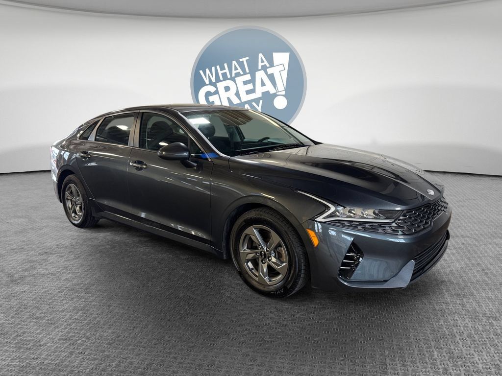 Used 2021 Kia K5 LXS FWD image 1
