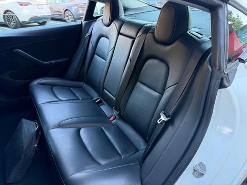 Used 2021 Tesla Model 3 Standard Range Plus RWD image 31