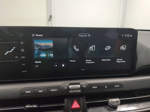 Used 2025 Kia K4 EX FWD image 25