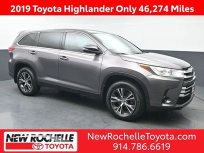Certified 2019 Toyota Highlander LE