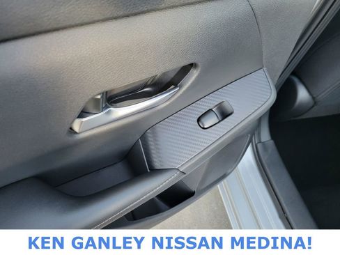 Used 2023 Nissan Sentra SV image 39