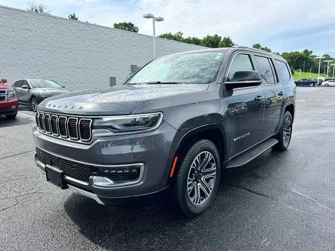 Used 2024 Jeep Wagoneer Series II w/ Rear Seat Video Group 1 AWD/4WD image 8