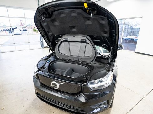 Used 2021 Volvo XC40 P8 Recharge w/ Advanced Package image 60