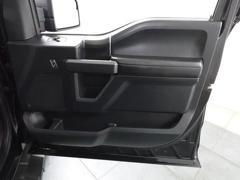 Used 2020 Ford F150 XLT w/ Equipment Group 302A Luxury AWD/4WD image 29