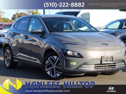 Used 2023 Hyundai Kona SE w/ Cargo Package