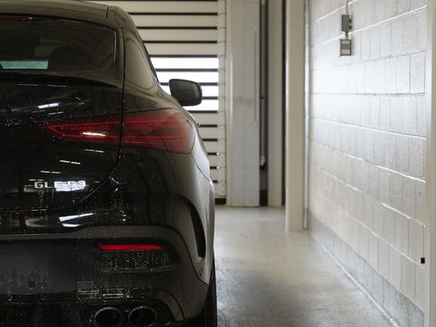 New 2026 Mercedes-Benz GLE 53 AMG 4MATIC Coupe image 12