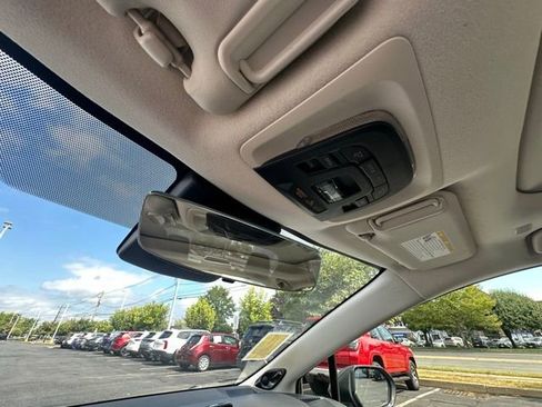 Used 2023 Toyota Corolla XLE image 18