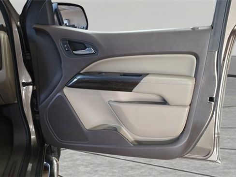 Used 2016 GMC Canyon SLE w/ SLE Convenience Package image 26