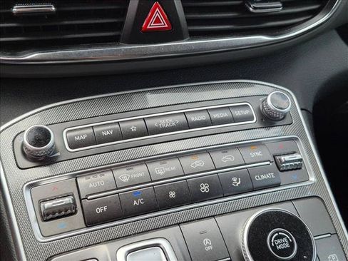 Used 2023 Hyundai Santa Fe SEL FWD image 16